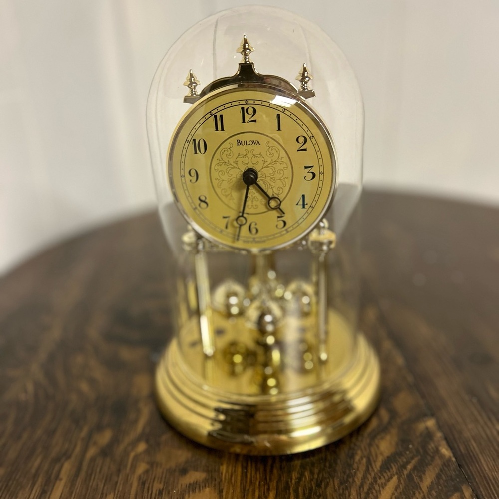 Bulova Gold Dome Anniversary Table Clock
